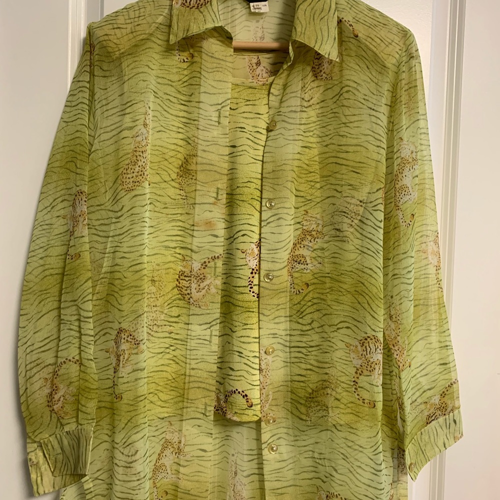 Women’s Blouse